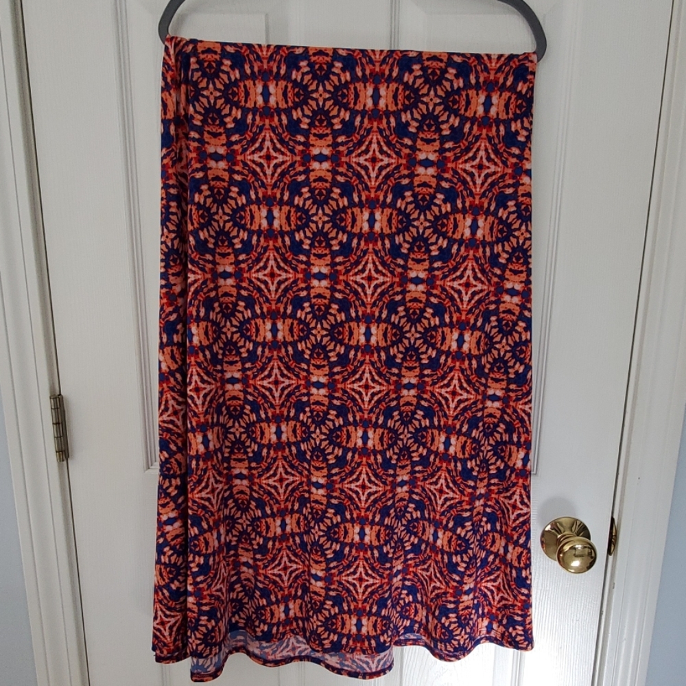 LulaRoe Maxi Skirt!